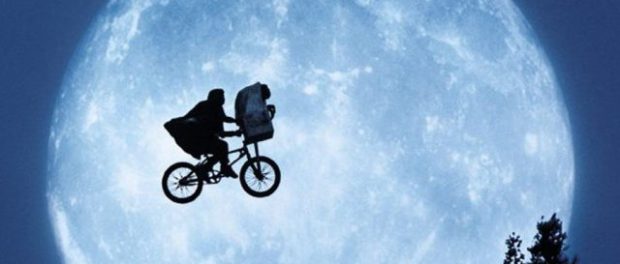 E-T-The-Extra-Terrestrial-et-the-extra-terrestrial-928616_1024_768